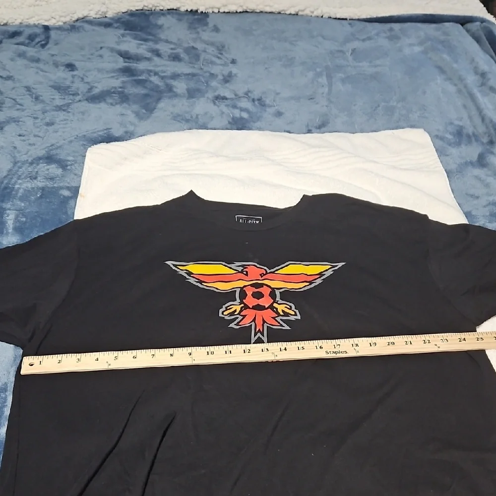 .Red and Black Short Sleeve Tee with Geometric Eagle Design  PHX - Picture 3 of 5